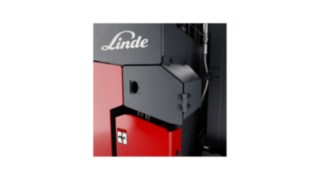 Schubmaststapler von Linde MH mit integrierter Ladebuchse