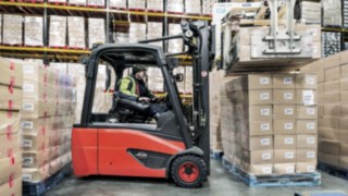 Elektrostapler von Linde Material Handling im Kühlhauseinsatz