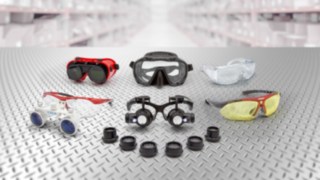 Verschiedene Brillen, die für die Vielfalt der Kommissionierer von Linde Material Handling stehen